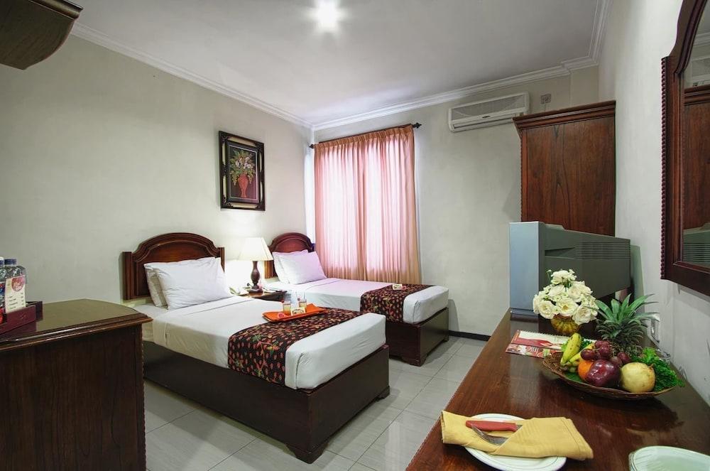 Hotel Montana Dua Маланг Экстерьер фото